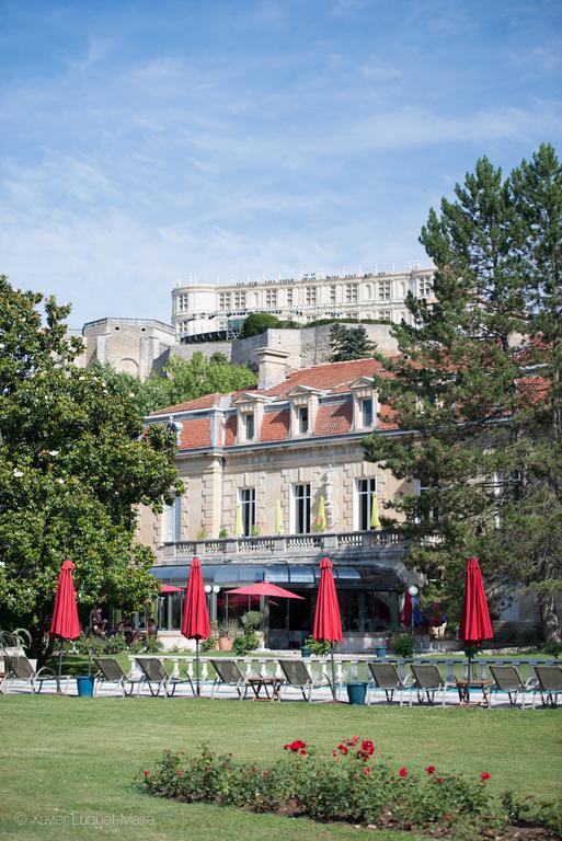 Manoir De La Roseraie - Les Collectionneurs Hotel Grignan Buitenkant foto